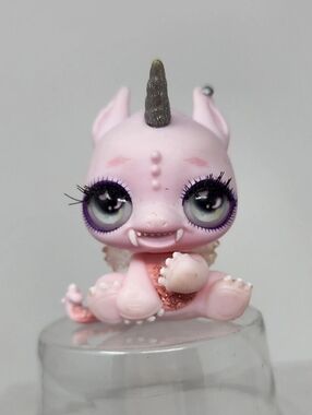 MGA Poopsie Rainbow High Fantasy Friends Mini Pink Dragon Doll Sparkly Critters